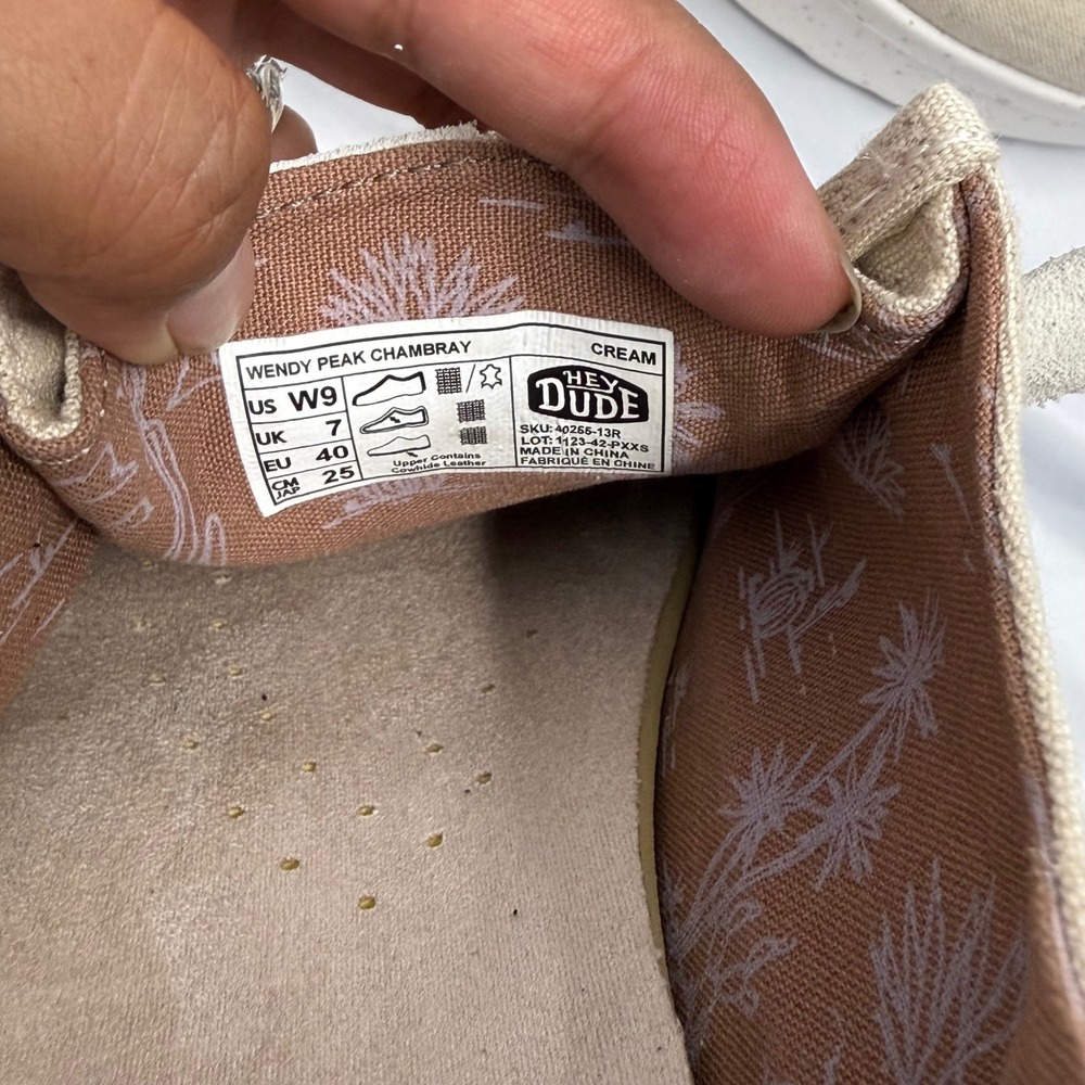 Hey Dude Wendy Peak Chambray Cream Platform Slip On Shoes Womens 9 Casual Light - Picture 7 of 8